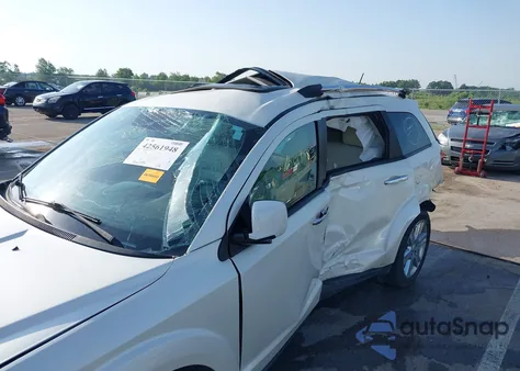 2013 Dodge Journey Crew z USA, uszkodzony, nr VIN 3C4PDDDG5DT567654